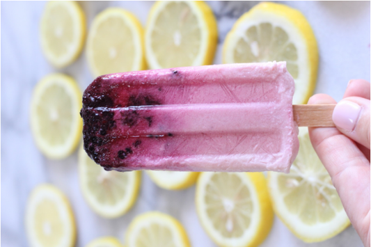 You Must Try These Lemon Blackberry Popsicles - They Are Full Of Protein