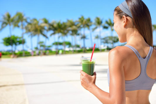 How Drinking Green Juice Helps With Weight Management