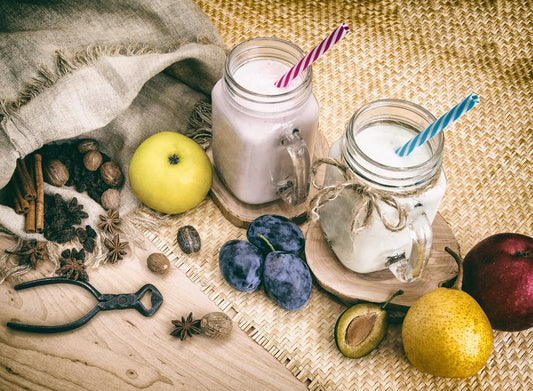 Energy Boosting Pear-Berry Green Smoothie